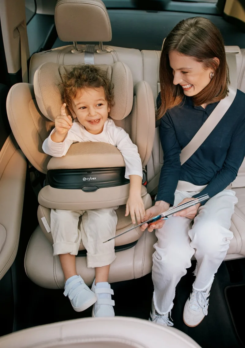 Kindersitz 'Pallas G3' PLUS Almond Beige