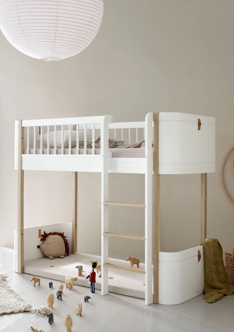 Umbauset für 'Wood Mini+' Babybett inkl. Junior-Erweiterung zum halbhohen Hochbett Weiß / Eiche