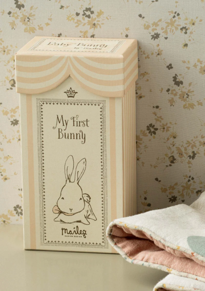 Stofftier 'Mein erster Hase' off-white