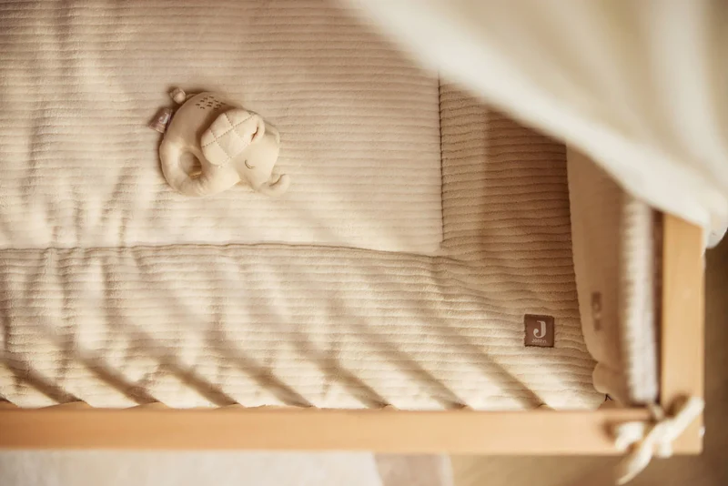 Rassel "Elefant" zum Greifen von Jollein, beige