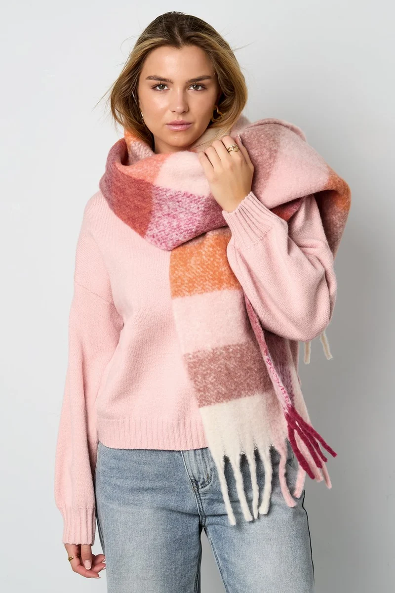Kuscheliger Schal mit Karomuster in pink/orange mit Fransen, 40x180cm