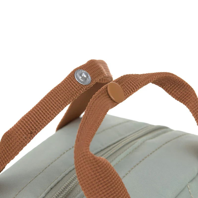 Rucksack "Little Gang" von Lässig mit "Happy little Soul" -Motiv, perfekt für den Kita-Start