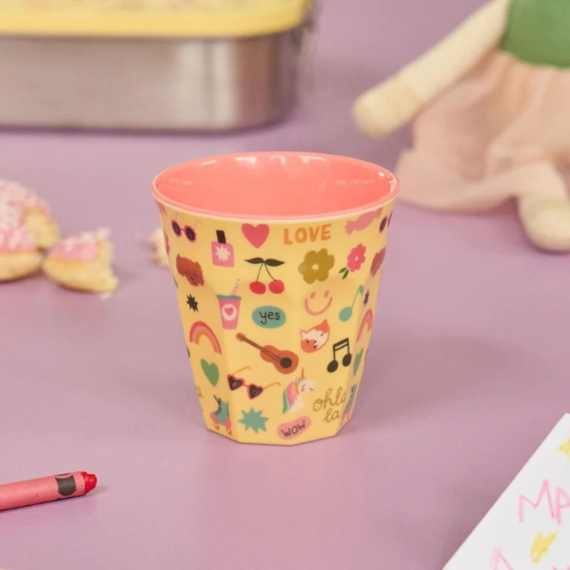 Hellgelber Becher "Unicorn Love Print" mit süßen Motiven von Rice, 250ml