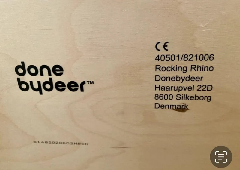 Done by Deer Rocking Rhino Schaukeltier aus Holz