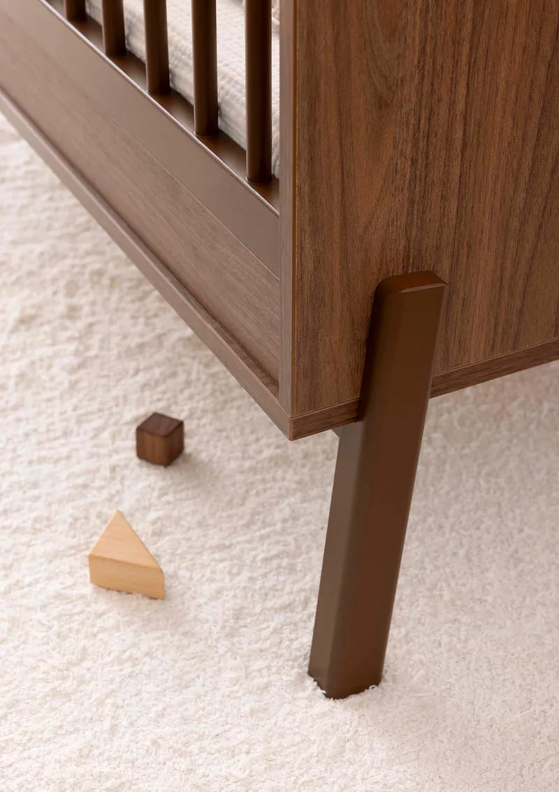 Babybett 'Ashi' Chestnut 120 x 60 cm