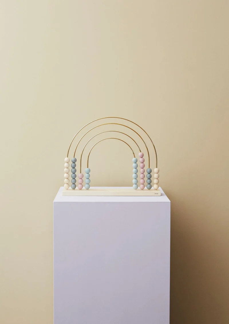 Oyoy Abacus Rainbow aus Holz und Metall