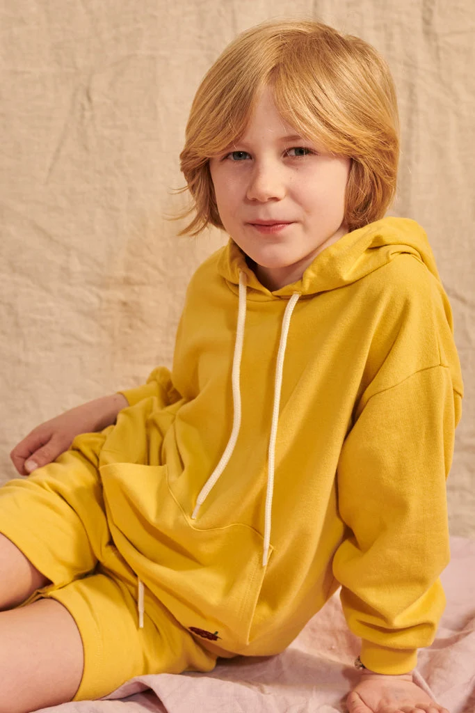 Lenzi Hoody in senfgelb mit kleiner Brombeer Stickerei 86/92, 98/104, 110/116, 122/128, 158/164
