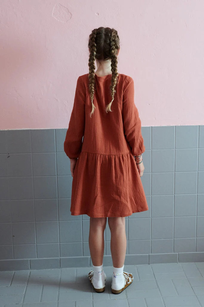 Love Kidswear Uma Musselin-Kleid in rostrot für Kinder