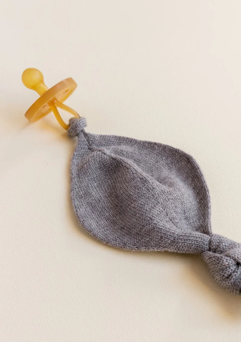Merino Strick-Schnullertuch 'Titi Comforter' otter