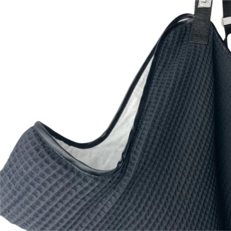 Livebag Trage mit Nieten Tragetasche ab Geburt