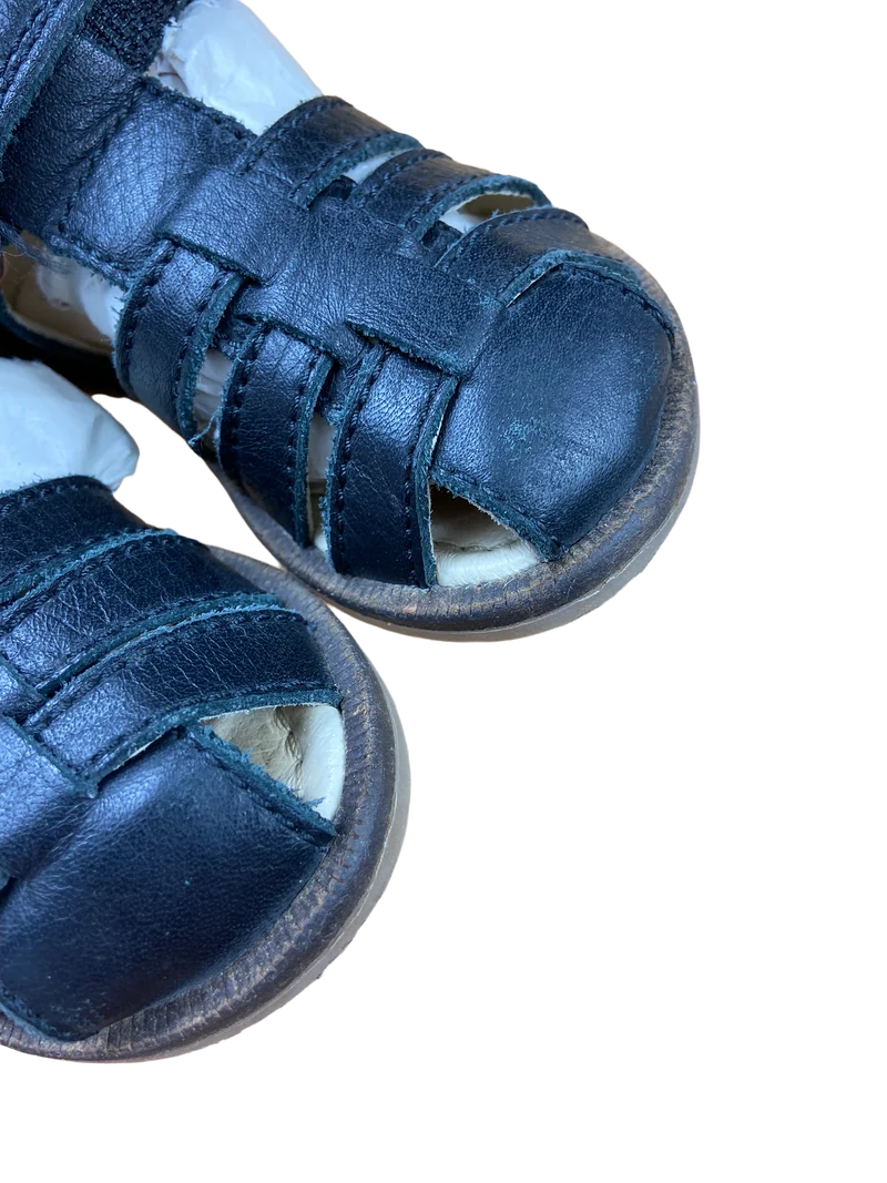 PomPom Sandalen 21