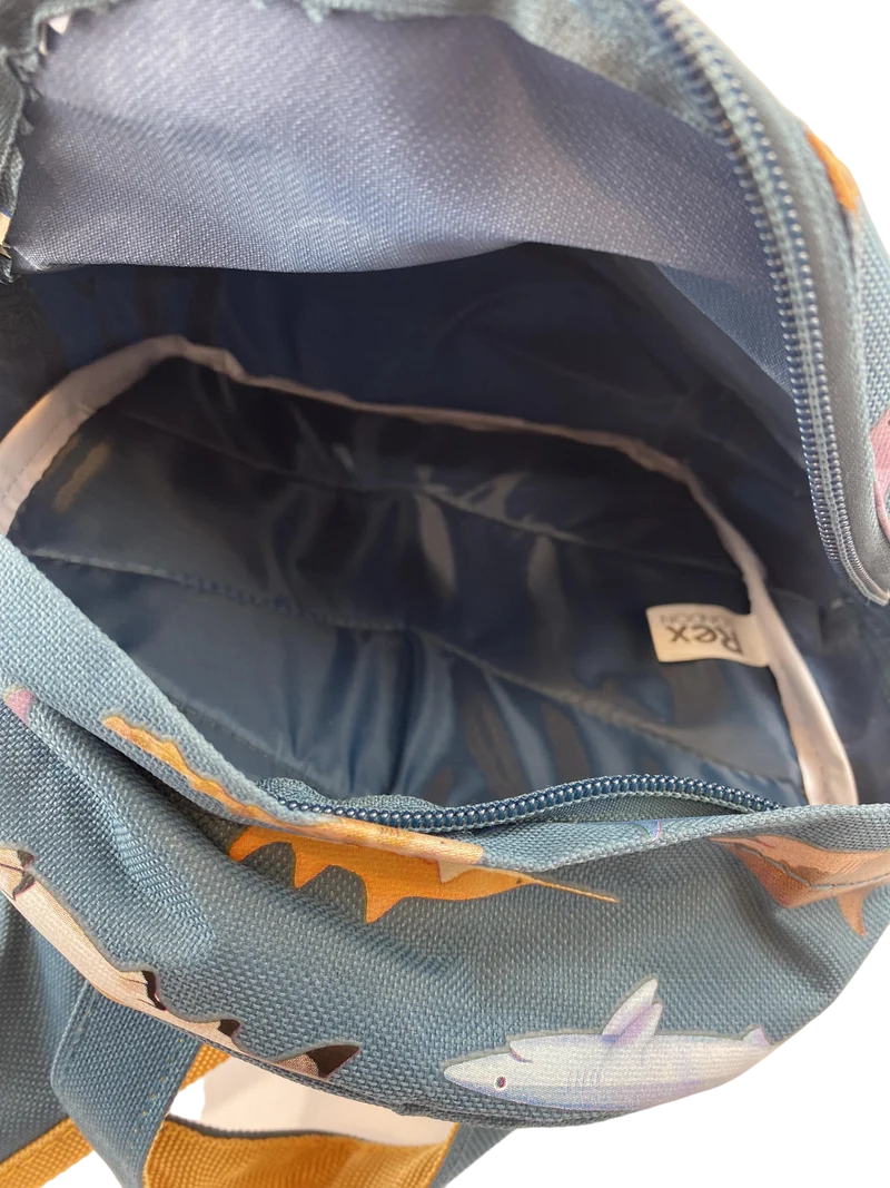 Rex London Kindergarten Rucksack mit Haimuster Einheitsgröße