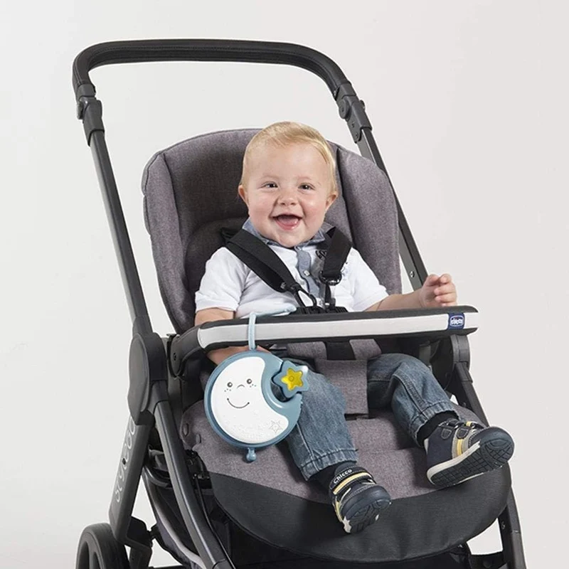 CHICCO Next2Dreams 2w1 karuzela z melodiami i lampką nocną MIŚ