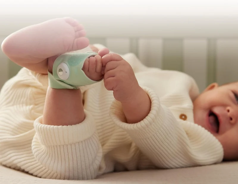 OWLET niania wideo Cam 2 + skarpety do pomiaru funkcji życiowych Dream Sock
