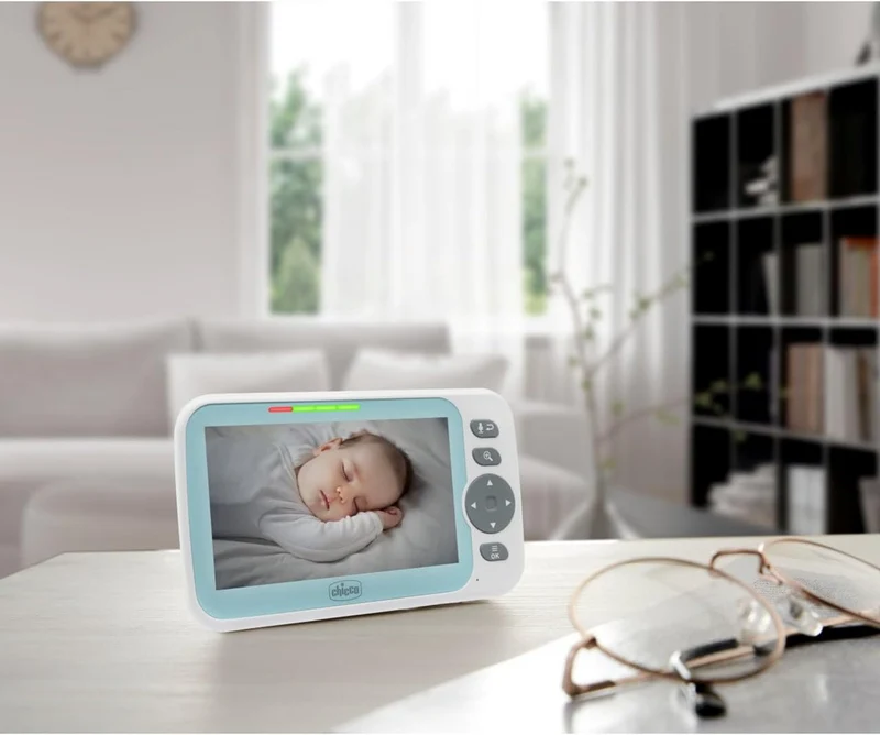 CHICCO Evolution zdalnie sterowana niania elektroniczna 5" LCD FHSS