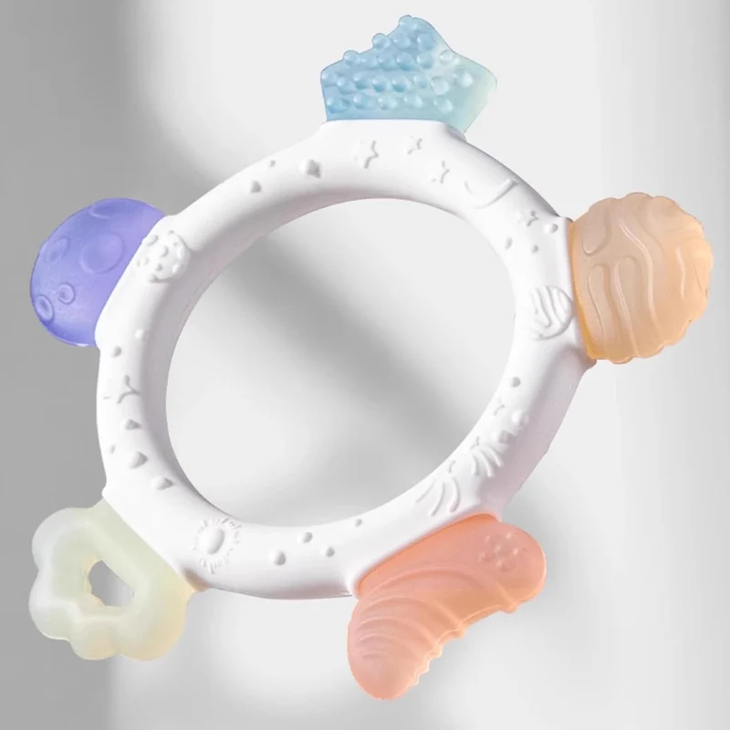 AKOLIK ultra miękki silikonowy gryzak masujący 9,5 cm 3 m+