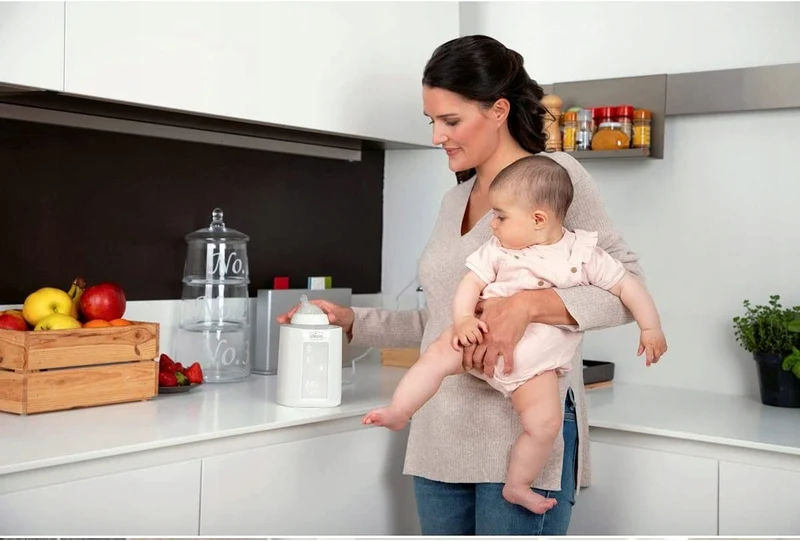 CHICCO podgrzewacz do butelek + sterylizator 2w1