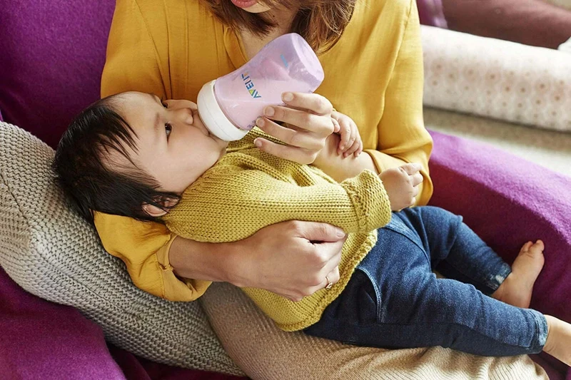 PHILIPS AVENT SCD301/03 zestaw dla noworodków 1